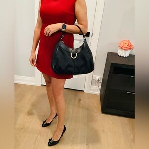 Authentic GUCCI DRESS bag 🌹🌹🌹